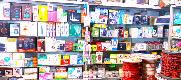 ডেকোরেশন+মালামাল লসে বিক্রয়